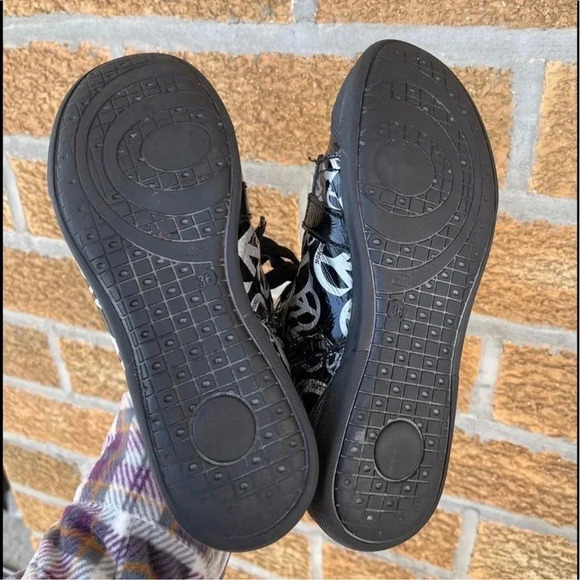 Moschino sneakers size 36/5.5 - Picture 11 of 16